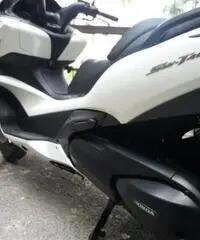 Swt 400cc 2014 (abs) da vetrina Swt 400cc 2014 (abs) da vetrina