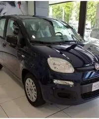 FIAT Panda EASY 1.0 HYBRID 70 CV FIAT Panda EASY 1.0 HYBRID 70 CV