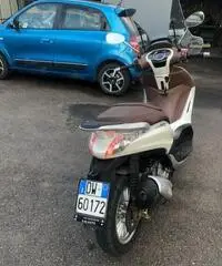 Piaggio Beverly 300 - 2011
