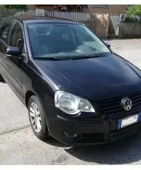 VW Polo 1.4 TDI 69 CV 5 PORTE VW Polo 1.4 TDI 69 CV 5 PORTE