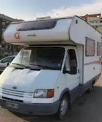 Camper Ford transit 2.5 aspirato diesel 6 posti Camper Ford transit 2.5 aspirato diesel 6 posti