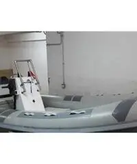 Gommone 4,30 motore Yamaha 25 cb Gommone 4,30 motore Yamaha 25 cb