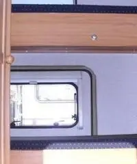 Camper usato mansardato Elnagh Big Marlin 2002 Camper usato mansardato Elnagh Big Marlin 2002