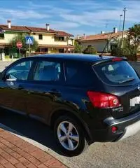 Nissan qashqai 1.6 km127000
