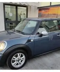 MINI Mini (R56) - 2011 MINI Mini (R56) - 2011