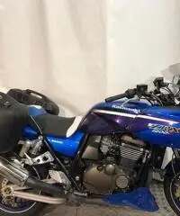 KAWASAKI ZRX 1200 S . KAWASAKI ZRX 1200 S .