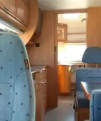 Hymer B564 (Ducato 2.8 JTD telaio AL-KO portamoto) Hymer B564 (Ducato 2.8 JTD telaio AL-KO portamoto)