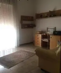 Appartamento via Don Minzoni con box Appartamento via Don Minzoni con box