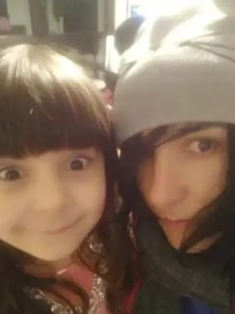 Educatrice babysitter baby sitter Educatrice babysitter baby sitter