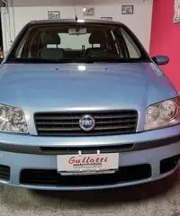 FIAT Punto 1.3 MJT 70CV 5P Dynamic km 78.000 FIAT Punto 1.3 MJT 70CV 5P Dynamic km 78.000