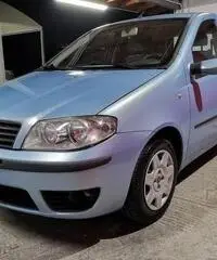 FIAT Punto 1.3 MJT 70CV 5P Dynamic km 78.000 FIAT Punto 1.3 MJT 70CV 5P Dynamic km 78.000