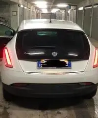 LANCIA Delta (2008-2015) - 2011 LANCIA Delta (2008-2015) - 2011
