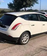 LANCIA Delta (2008-2015) - 2011 LANCIA Delta (2008-2015) - 2011