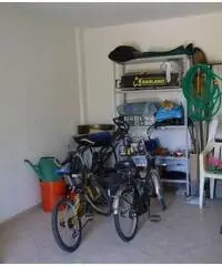 APPARTAMENTO INDIPENDENTE CON GARAGE E GIARDINO