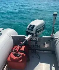 Gommone Yamaha 340 S + Motore Jhonson 15 hp 2 temp Gommone Yamaha 340 S + Motore Jhonson 15 hp 2 temp