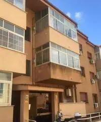 Zona mondello appartamento 2 vani posto auto Zona mondello appartamento 2 vani posto auto