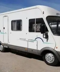 Motorhome con garage Motorhome con garage