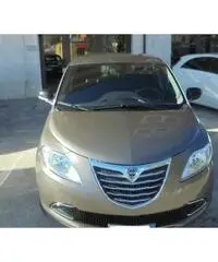 LANCIA Ypsilon 1.2 69 CV 5 porte SILVER LANCIA Ypsilon 1.2 69 CV 5 porte SILVER