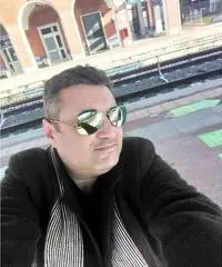 Cerco una donna seria Cerco una donna seria
