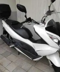 Scooter 125 pcx Honda Scooter 125 pcx Honda