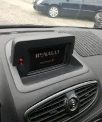 RENAULT Clio - 2010