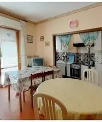 Cod.10-quadrilocale a 500 mt dal mare Cod.10-quadrilocale a 500 mt dal mare