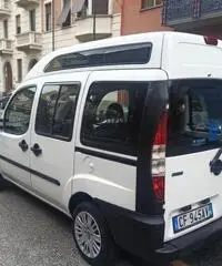 FIAT Doblò diesel tetto alto disabili pedana 2003 FIAT Doblò diesel tetto alto disabili pedana 2003