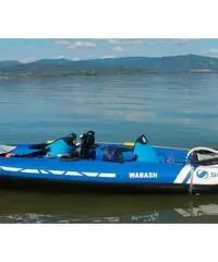 Kajak due posti con motore elettrico Kajak due posti con motore elettrico