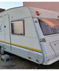 Roulotte Burstner 530 TK PERFETTA Roulotte Burstner 530 TK PERFETTA