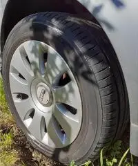 Ruote complete con cerchi in lega, gomme Yokohama 205/55 R16 91W Ruote complete con cerchi in lega, gomme Yokohama 205/55 R16 91W