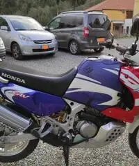 Africa Twin RD07a del 2000 Africa Twin RD07a del 2000