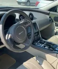 Jaguar xj (x351) - 2017