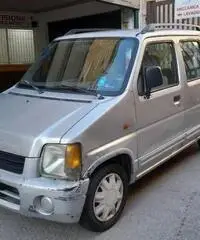 SUZUKI Wagon R+1.O REVISIONATA E TAGLIANDATA
