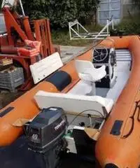 Gommone LA 4.30mt senza patente 40cv Gommone LA 4.30mt senza patente 40cv