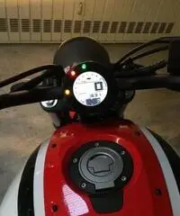 Yamaha XSR 700 - 2020 Dynamic White - 35 kw - A2 Yamaha XSR 700 - 2020 Dynamic White - 35 kw - A2