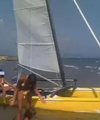Catamarano Hobie cat 17 con le terrazze Catamarano Hobie cat 17 con le terrazze