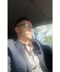 Cerco una brava ragazza Cerco una brava ragazza