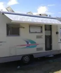 Camper semi-integrale ADRIA ADRIATIK CORAL 640 DS Camper semi-integrale ADRIA ADRIATIK CORAL 640 DS