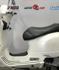 Piaggio Vespa 300 GTS - 2014 Piaggio Vespa 300 GTS - 2014