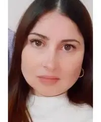 Addetta alla cassa Addetta alla cassa