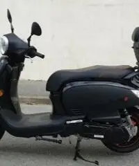 Scooter SYM SPORT 200cc Scooter SYM SPORT 200cc