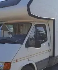 Camper Ford 2.5d 5 marce (Battistini) max serietà Camper Ford 2.5d 5 marce (Battistini) max serietà