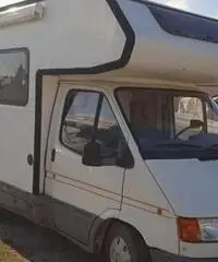 Camper Ford 2.5d 5 marce (Battistini) max serietà Camper Ford 2.5d 5 marce (Battistini) max serietà