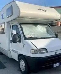 Camper usato mansardato posti letto 7 Camper usato mansardato posti letto 7