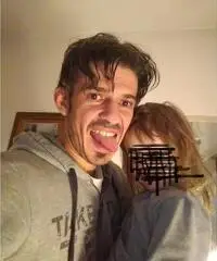 40ENNE CERCA PARI ETA' PER VITA SEMPLICE 40ENNE CERCA PARI ETA' PER VITA SEMPLICE
