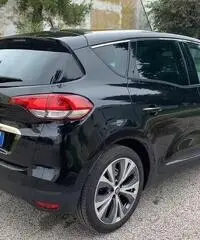 New Scenic 2018 / PELLE/NAVI/CRUISE GARANZIA/IVA