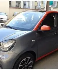 Smart forfour 1.0 passion navigatore Smart forfour 1.0 passion navigatore