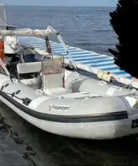 Gommone 4,30 motore 25cv Gommone 4,30 motore 25cv