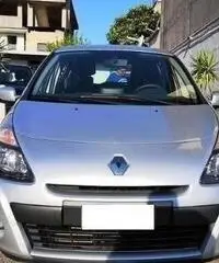 RENAULT Clio 1.5 dci 85cv NAVI 5P NUOVA CERTIFICAT RENAULT Clio 1.5 dci 85cv NAVI 5P NUOVA CERTIFICAT