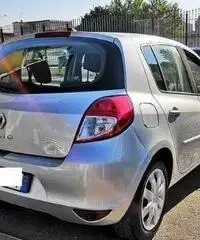 RENAULT Clio 1.5 dci 85cv NAVI 5P NUOVA CERTIFICAT RENAULT Clio 1.5 dci 85cv NAVI 5P NUOVA CERTIFICAT